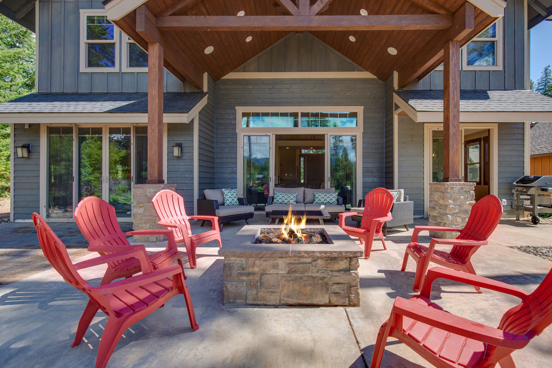 Backyard Fire Pit Trends That Will Boost Your Home’s Curb Appeal