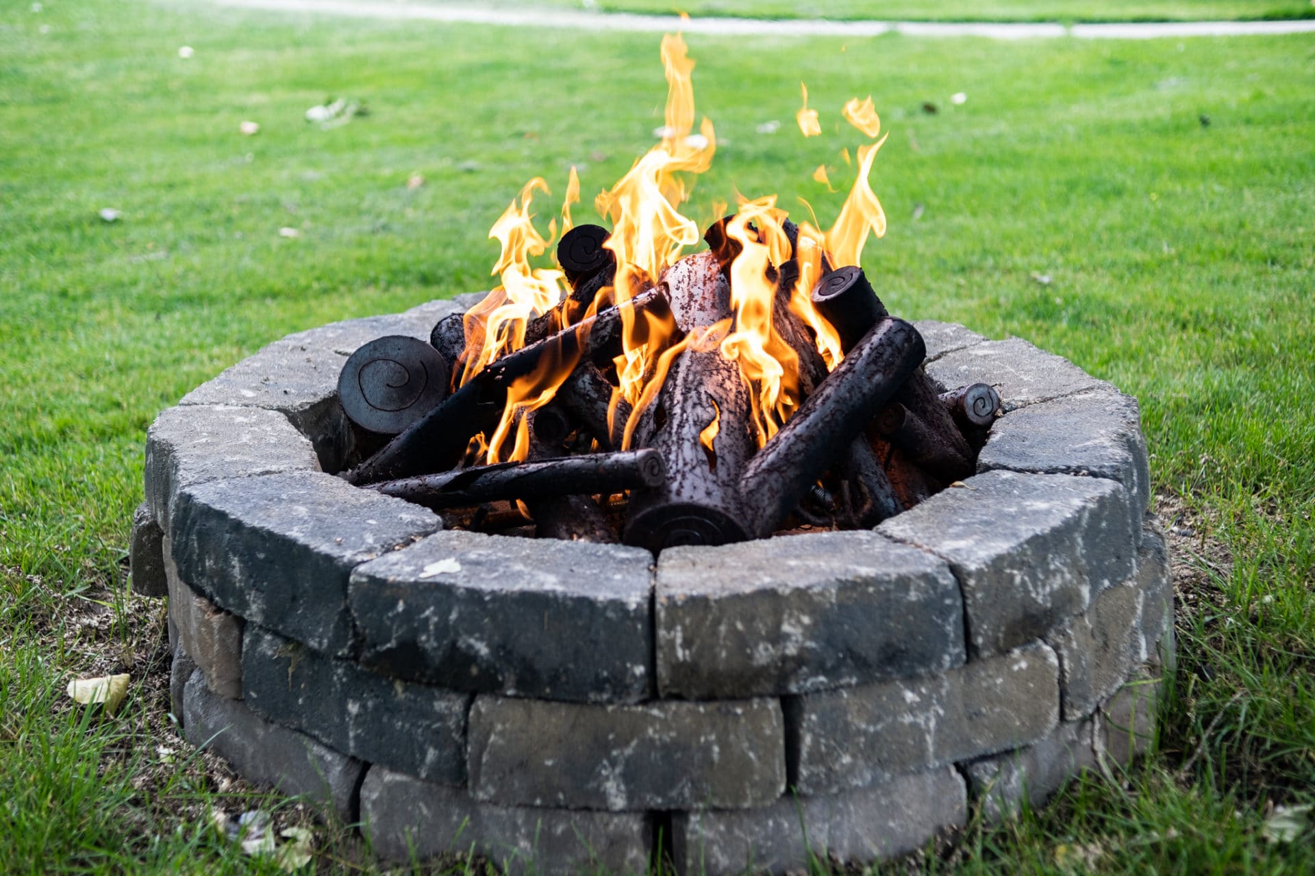 Steel Log Warming Trends Steel Log Set (4 sizes) | FirePit Outfitter – Fire Pit ...