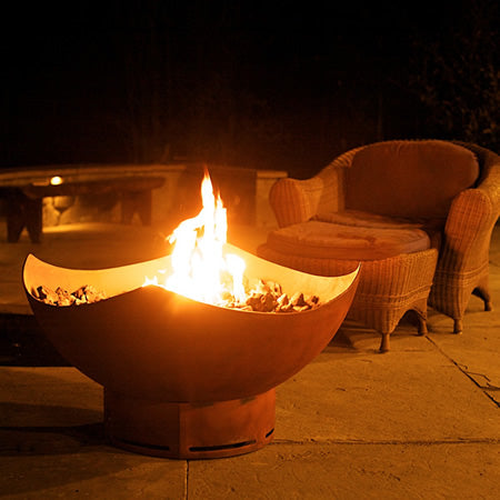 Manta Ray Gas Fire Pit by Fire Pit Art